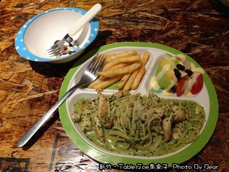 游小熊给乔桌子厨房的食评
