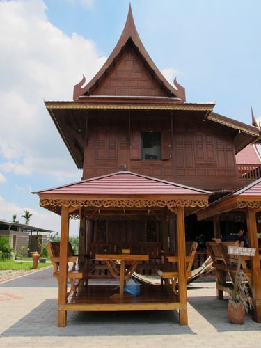 高脚屋泰国南洋风